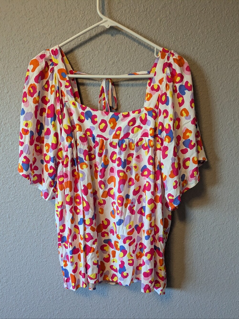 Emily Wonder Multicolor Fushsia Cheetah Leopard Square Neck Blouse Tie Back Sz.L